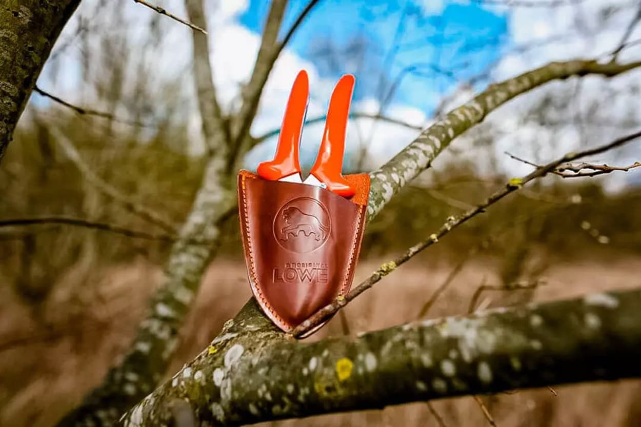 LEATHER BLADE GUARD FOR PRUNERS